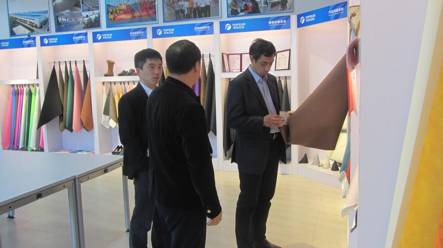 2015年3月13日,中国产业用纺织品行业协会郑俊林副会长到华阳公司参观